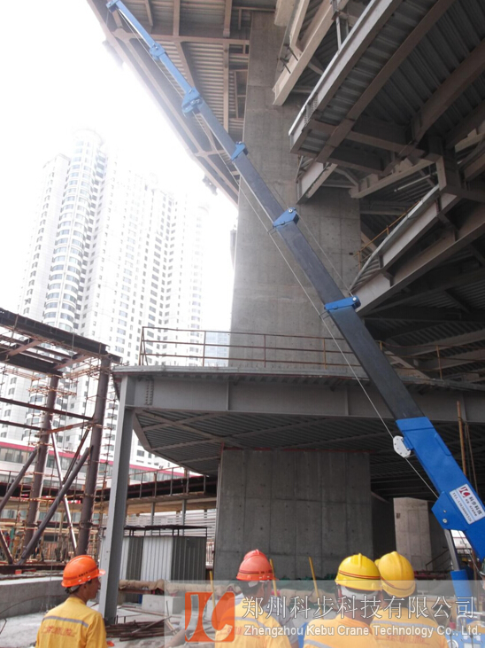 KB3.0履帶起重機(jī)，成功運(yùn)用于上海中心大廈施工
